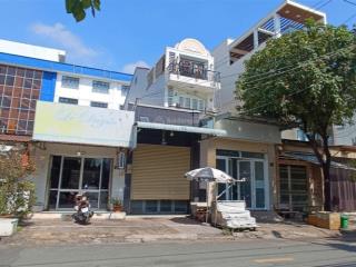 Mặt tiền khu vip phước bình q9, cạnh global city  nhà c4 gác lửng 2pn  98m2 8.5 tỷ
