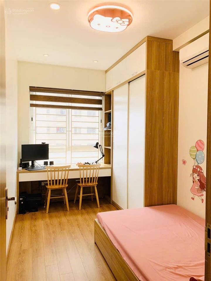 Chính chủ bán căn hộ 2n1vs 52.3m2 ct4 xa la  full nội thất cao cấp sđcc giá thỏa thuận