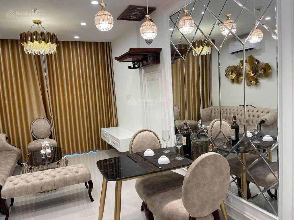 Bán gấp ch the sapphire 58m², 2pn, view đẹp, full nội thất 3,9 tỷ
