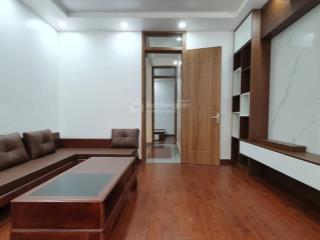 Bán nhà phố giảng võ dt 326m2 x 4tầng x mt 8m xây toà văn phòng chung cư cao cấp giá chào 92tỷ