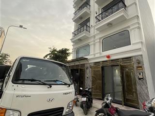 Nhà 4 tầng gần giga mall  hiệp bình chánh  7.9 tỷ