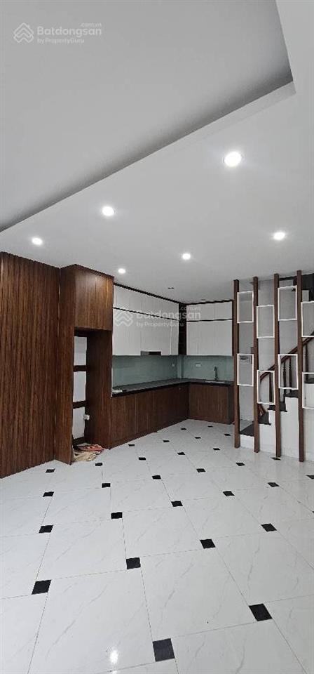 Bán nhà yên nội  liên mạc hơn 5 tỷ  5 tầng mới  ở ngay