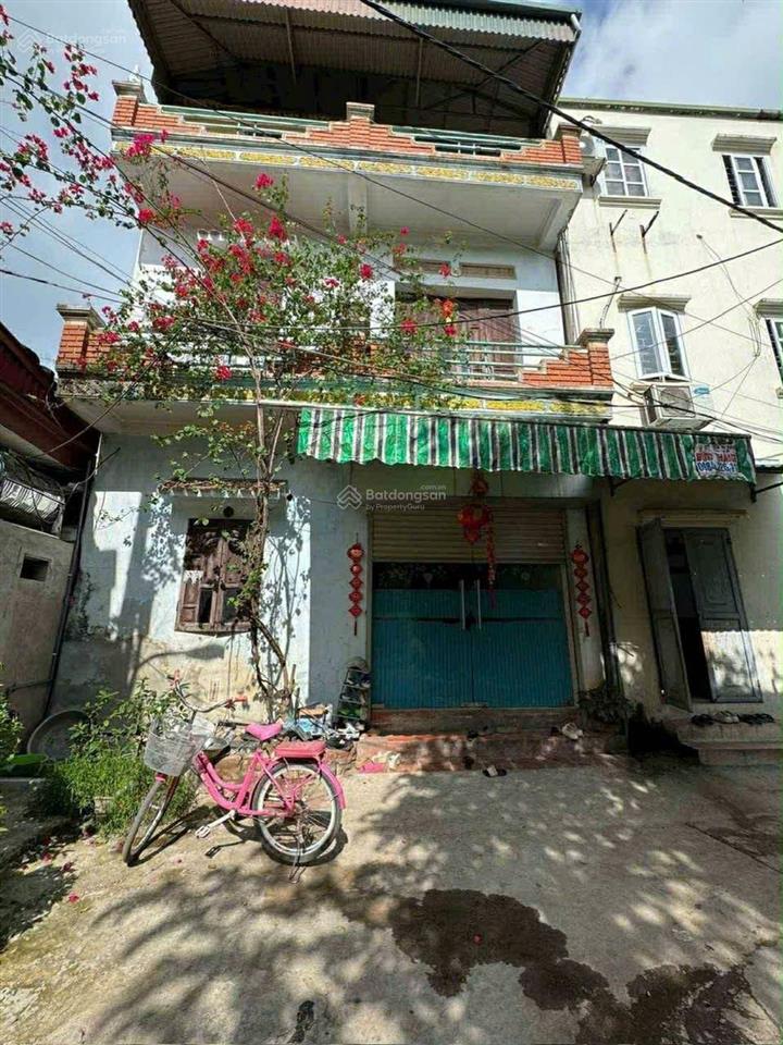 Bán nhà dân xây 2 tầng 1 tum mặt tiền rộng 6.35m  56m2 chỉ 4,5 tỷ  10m ra ô tô tránh