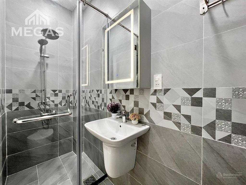 Khai trương căn hộ ngay bờ kè hoàng sa  thang máy  xe hơi tận cửa