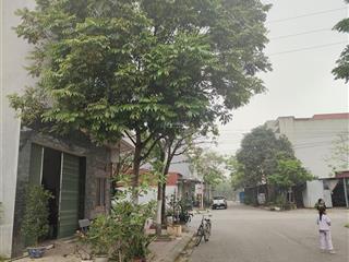 Bán lô liền kề giãn dân view công viên  nam hồng  đồng kỵ