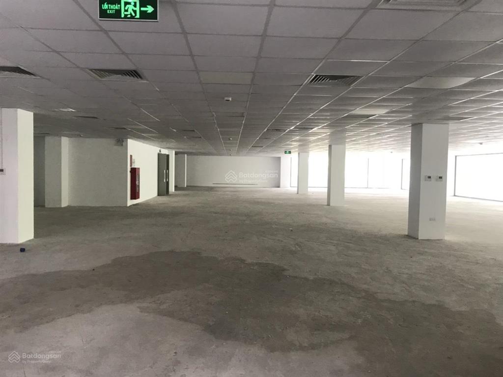 Chính chủ cho thuê văn phòng r2, r4, r6 royal city nguyễn trãi, dt 70m2, 2000m2