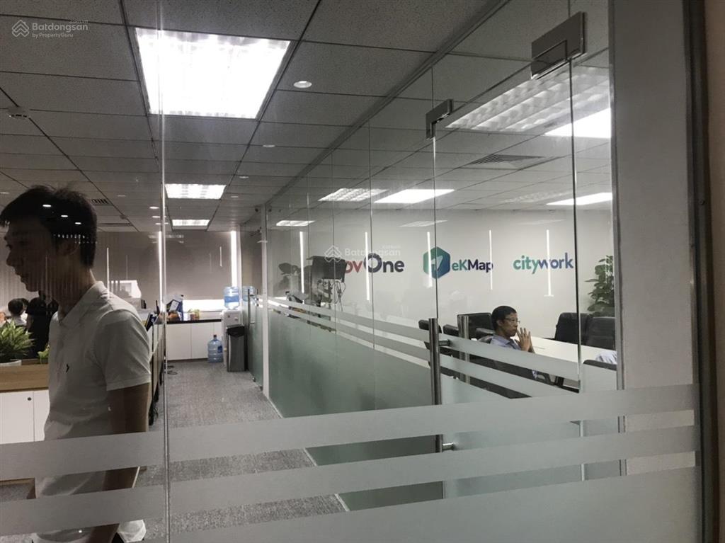 Chính chủ cho thuê văn phòng r2, r4, r6 royal city nguyễn trãi, dt 70m2, 2000m2