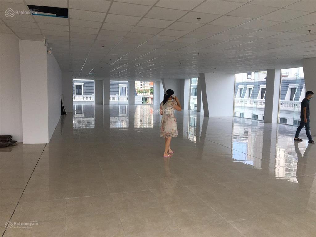 Cho thuê văn phòng tòa pv oil 148 hoàng quốc việt dt 450m2, giá ưu đãi 300k/m2/th