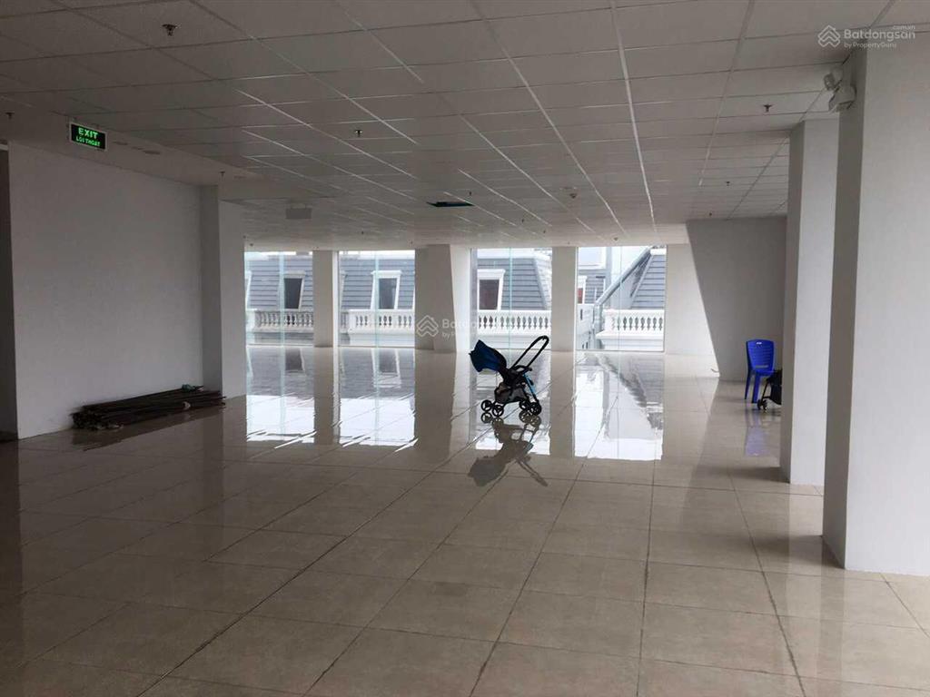 Ql cho thuê vp tòa nhà viwaseen lê văn lương, dt 500m2, chỉ 120k/m2