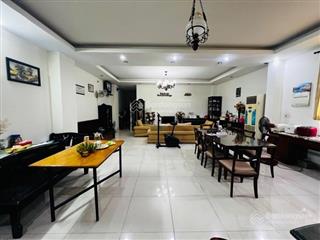 Mặt tiền kdkhuông việtnhà 5 tầng 249m2giá 29 tỷ