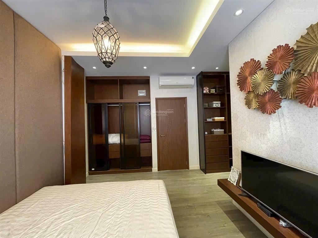 Bán căn nhà mẫu ở park riverside tân cảng 9,5 tỷ 75m², 4pn, 5wc đã có sổ, hỗ trợ vay bank