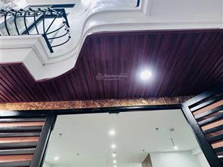 Bán ccmn 70m2 ở cầu giấy dòng tiền 100tr/tháng  pccc đạt chuẩn