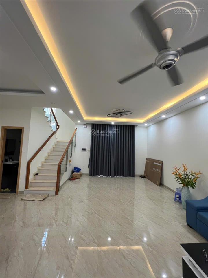 Phúc an city full nội thất giá thuê chỉ 12tr