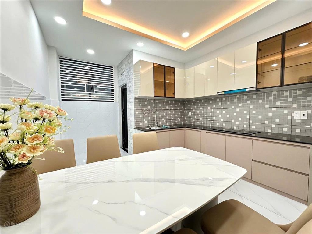 Bán nhà riêng lạc long quân, p. 3, q. 11, tp. hcm 68m 3 tầng hđ thuê 20tr/th sổ hồng riêng