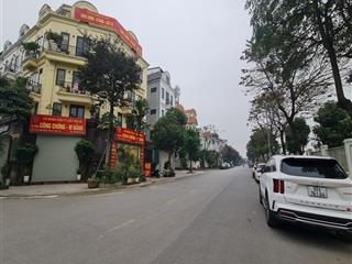 🏡 Bán đất trục chính Đa Tốn, GL. Lô góc 55m², đường 3 ô tô tránh, giá đầu tư. 📌 Lh: