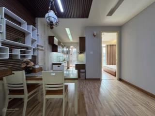 Cho thuê căn hộ 2 phòng ngủ đầy đủ nội thất đường ký con , quận 1
