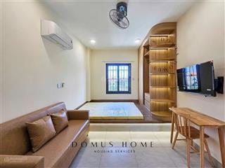 Hot hot nhà mới,studio ban công gần công viên lê văn tám, dinh độc lập, phố đi bộ