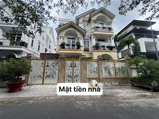 Bán biệt thự view công viên chính kdc gia hòa quận 9
