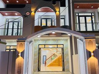Chính chủ đi nước ngoài cần bán gấp  chợ bình chánh