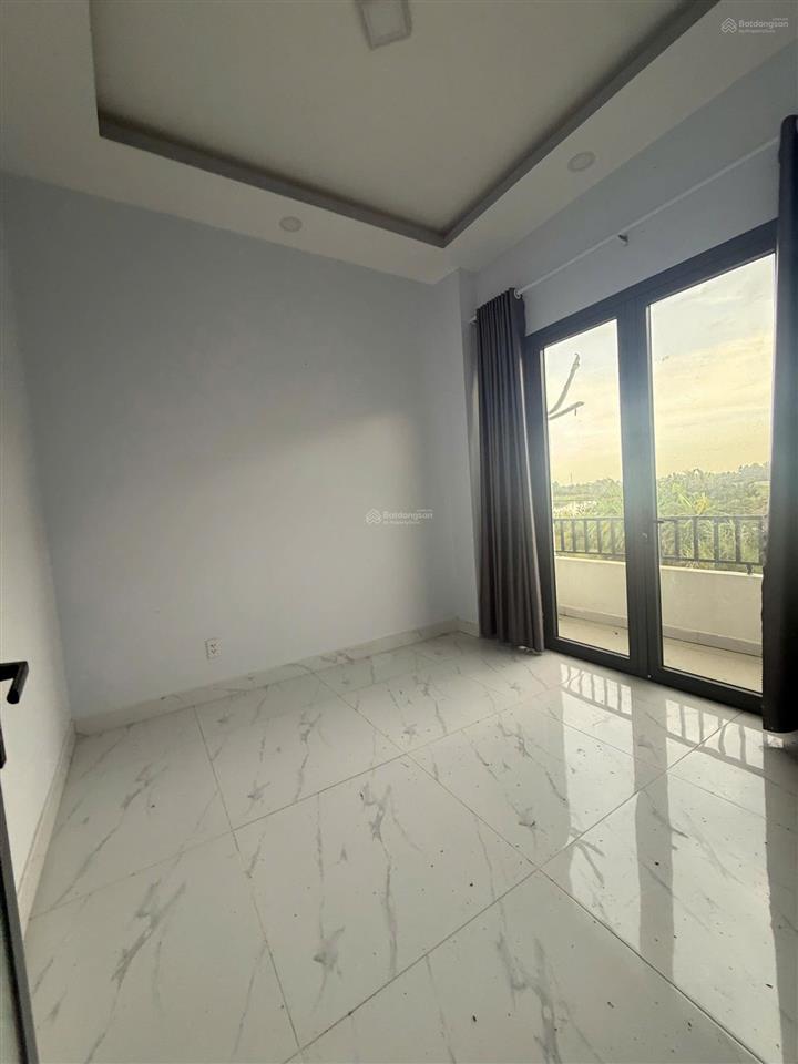 Nhà ngay chợ bình chánh 500tr nhận nhà