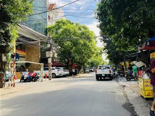 Bán toà nhà 7 tầng thang máy, mặt ngõ vip hơn mặt phố