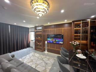 Bán căn góc, 7 tầng p tôn đức thắng, đống đa. dt 78m2  mt 5m. gara ô tô  thang máy. giá 19,5 tỷ