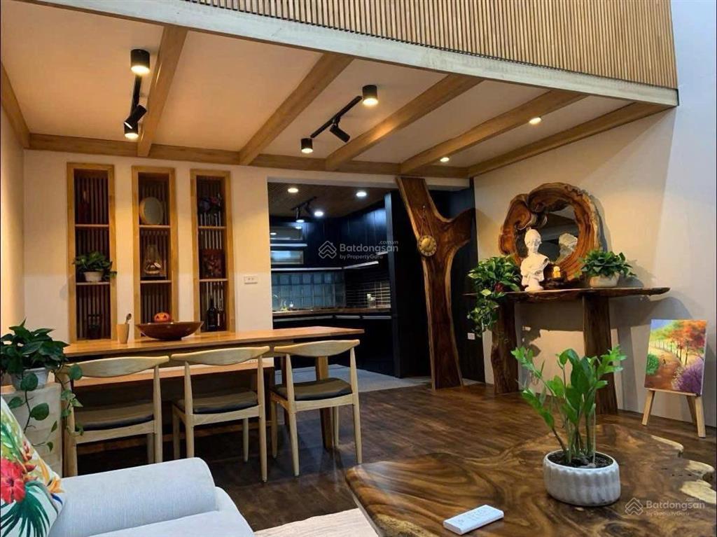 Bán nhà rẻ nhất lê thanh nghị, ngõ thông, 20m ra phố dt 64m2 mt 4,6m. giá 8 tỷ.