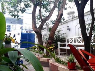 Bán gấp nhà ngõ thanh nhàn, diện tích khủng 105m2  mt 10m. giá 22 tỷ.