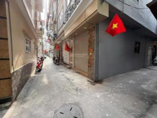 Nhà đẹp, lô góc lê thanh nghị, ngõ thông. dt 36m2  mt 4,4m x 5 tầng. giá nhỉnh 10 tỷ.