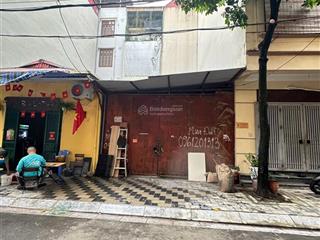 Bán gấp nhà 3 tầng cũ nguyễn chí thanh  dt 52m  2 mặt ngõ  ô tô tránh. giá 17 tỷ.