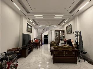 Phân lô  view hồ võ thị sáu  vỉa hè  ngõ thông ô tô tránh  kinh doanh. dt 60m2. giá 18 tỷ