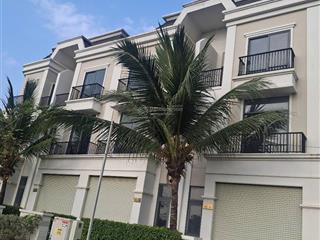 1,88 tỷ nhận nhà, bao phí  nhà sang trọng  1 trệt 2 lầu  đường lớn, liền kề vinhomes, tp. hcm