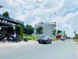 Chào thượng đế, lô đất ngay xã phạm văn hai, bình chánh rất đẹp,  0398 470 ***