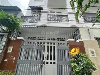 Chủ cần bán gấp nhà 1t2l  vuông sổ gần mặt tiền đường nguyễn hữu trí  giá 2tỷ65 0707 406 ***