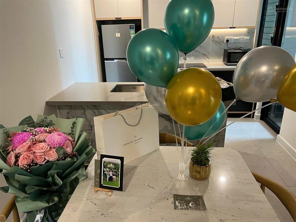 Zenity  căn hộ cao cấp 2pn, nội thất đầy đủ, 77m2 tầng cao. giá 11 tỷ