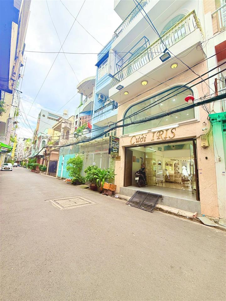 Bán nhà hẻm 1162 trường sa quận phú nhuận 5 tầng hẻm xe hơi 8m dt đất 86m2 nhà đẹp kiên cố