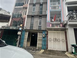 Nhà 3 tầng 5 phòng ngủ xe hơi vào tận nhà giá 11.7tỷ tl