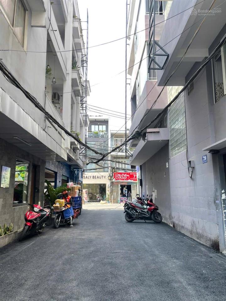 Bán nhà hẻm 6m đường nguyễn cửu vân p. 17 bình thạnh hầm, 3 tầng 4x17m (68m2) giá 17,5 tỷ căn hiếm