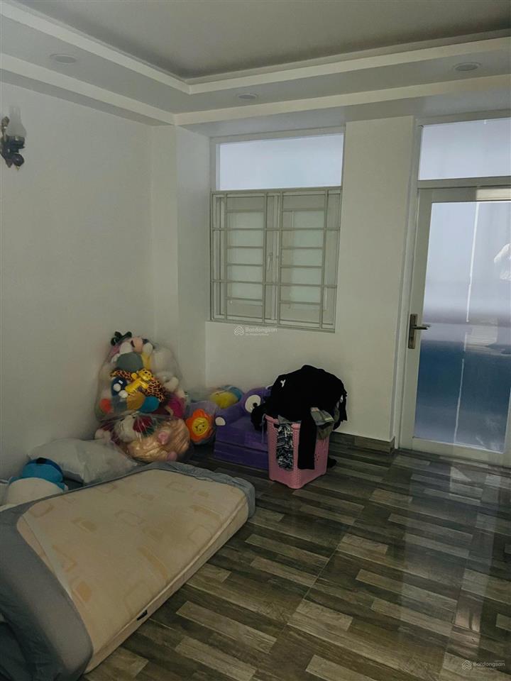 Bán gấp nhà hxh bà hạt quận 10 (3.3x11m)  5 tầng, 7 phòng ngủ, giá chỉ 9.6 tỷ bớt lộc