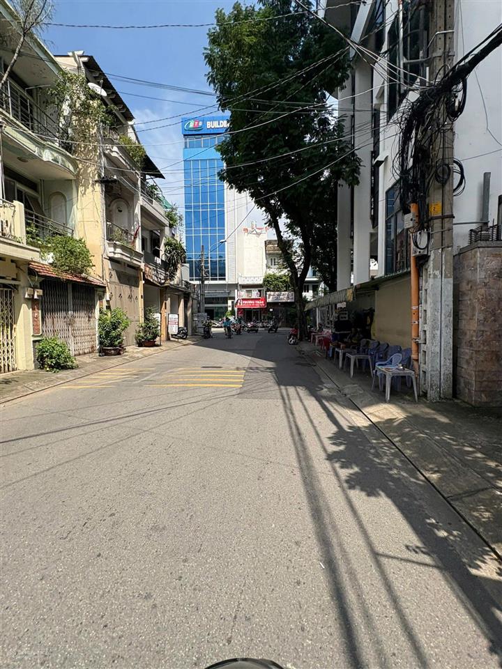 Bán nhà đẹp cực hiếm hoàng ngọc phách, p. phú thọ, q. tân phú  dt(4.6x20m)chỉ 12 tỷ tl