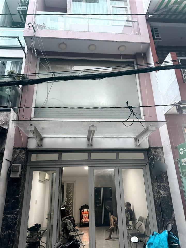 Bán gấp nhà an dương vương, quận 5dt(3.7x9m)4 tầng  giá chỉ 9.8 tỷ tl