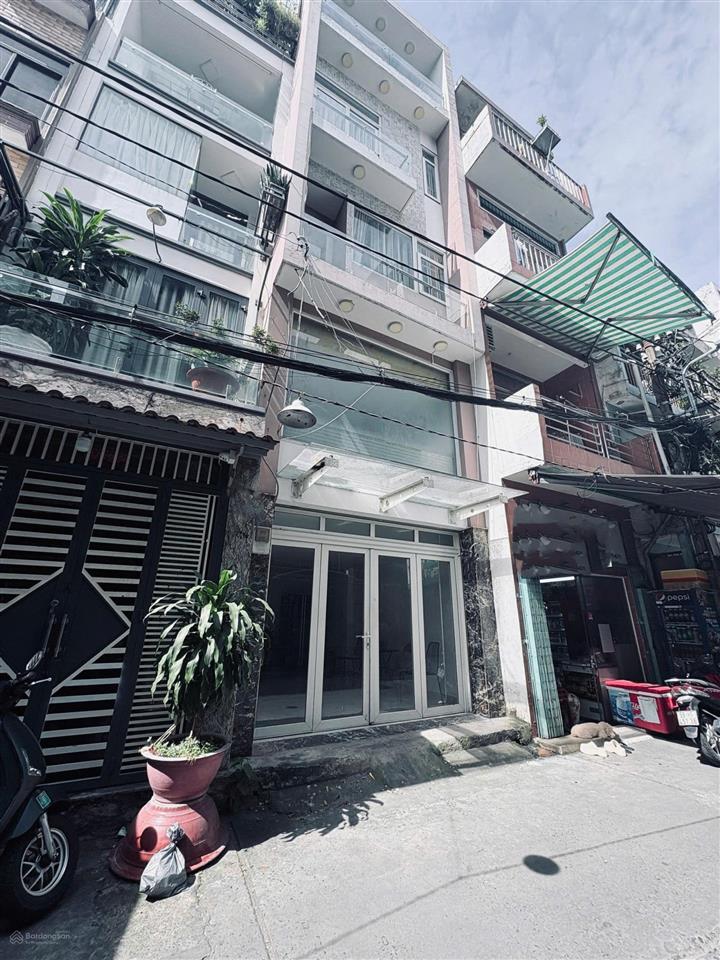 Bán gấp nhà an dương vương, quận 5dt(3.7x9m)4 tầng  giá chỉ 9.8 tỷ tl