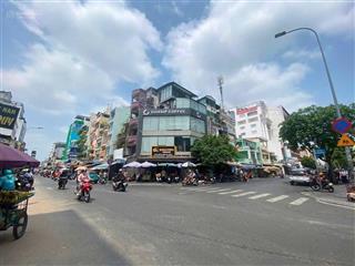 Bán nhà mặt tiền q1  khu vực cô giang, cầu ông lãnh
