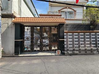 Bán nhà 1 đời chủ  hxh lê quang định  2 mặt tiền  202m (ngang 9.5m nở hậu)  chỉ 29.9 tỷ