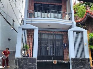 Bán nhà q3  đất tặng nhà 3 mặt hẻm xe hơi đậu cửa 78m2 chỉ 11.7 tỷ. gần trường học đào duy anh .