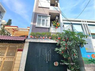 Bán nhà mặt tiền phó đức chính ngay chợ bà chiểu sổ nở hậu 64m 4 tầng chỉ 14.5 tỷ.