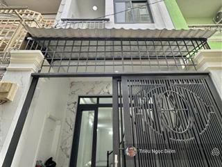 Gấp bán nhà mới đẹp nội thất cao cấp hxh sát mặt tiền nguyễn xí cạnh vincom. 52m2. 3 tầng