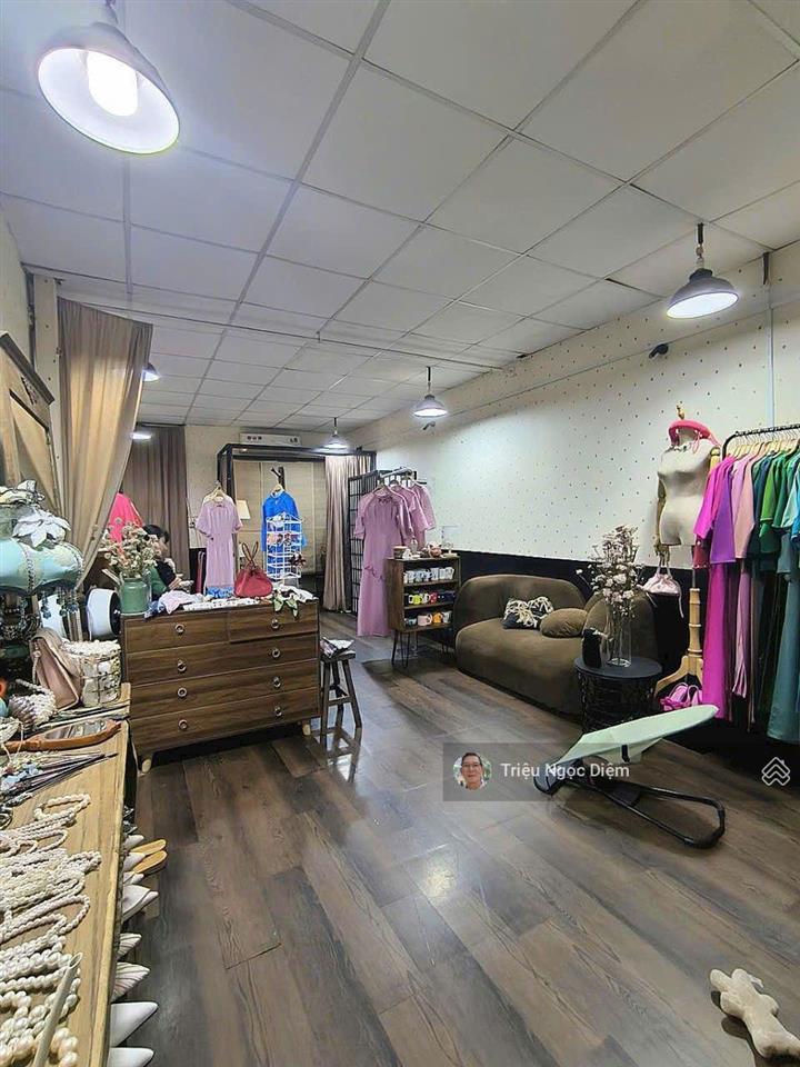 Nhà vị trí đẹp lê văn sỹ khu vip dân trí hẻm 1 trục 62m2 nở hậu chỉ 8 tỷ