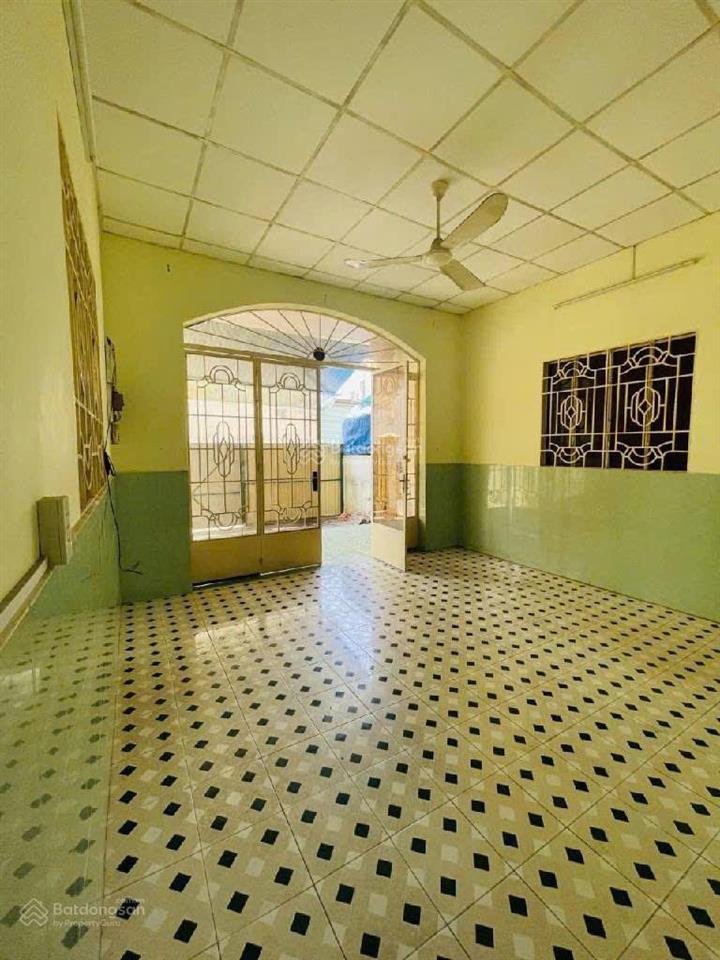 Nhà mtkd ngang 6m, 6,5 tỷ, cạnh đỗ xuân hợp, đường xe tải thông tứ tung