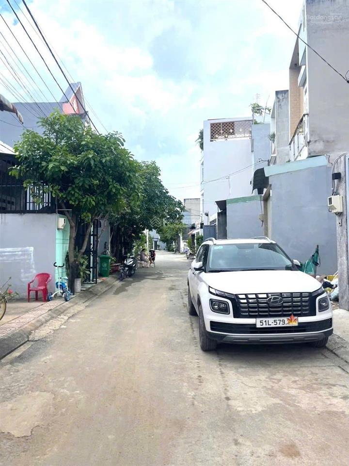 Bán đất p. long trường  83m2  chỉ 4.4 tỷ  đường oto 8m  giá tốt của khu vực